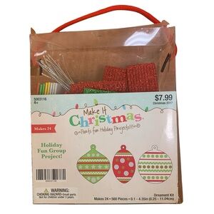 Christmas Ornament Foam Kit Makes 24 Red, green and white Up to 4.35” 560 pc